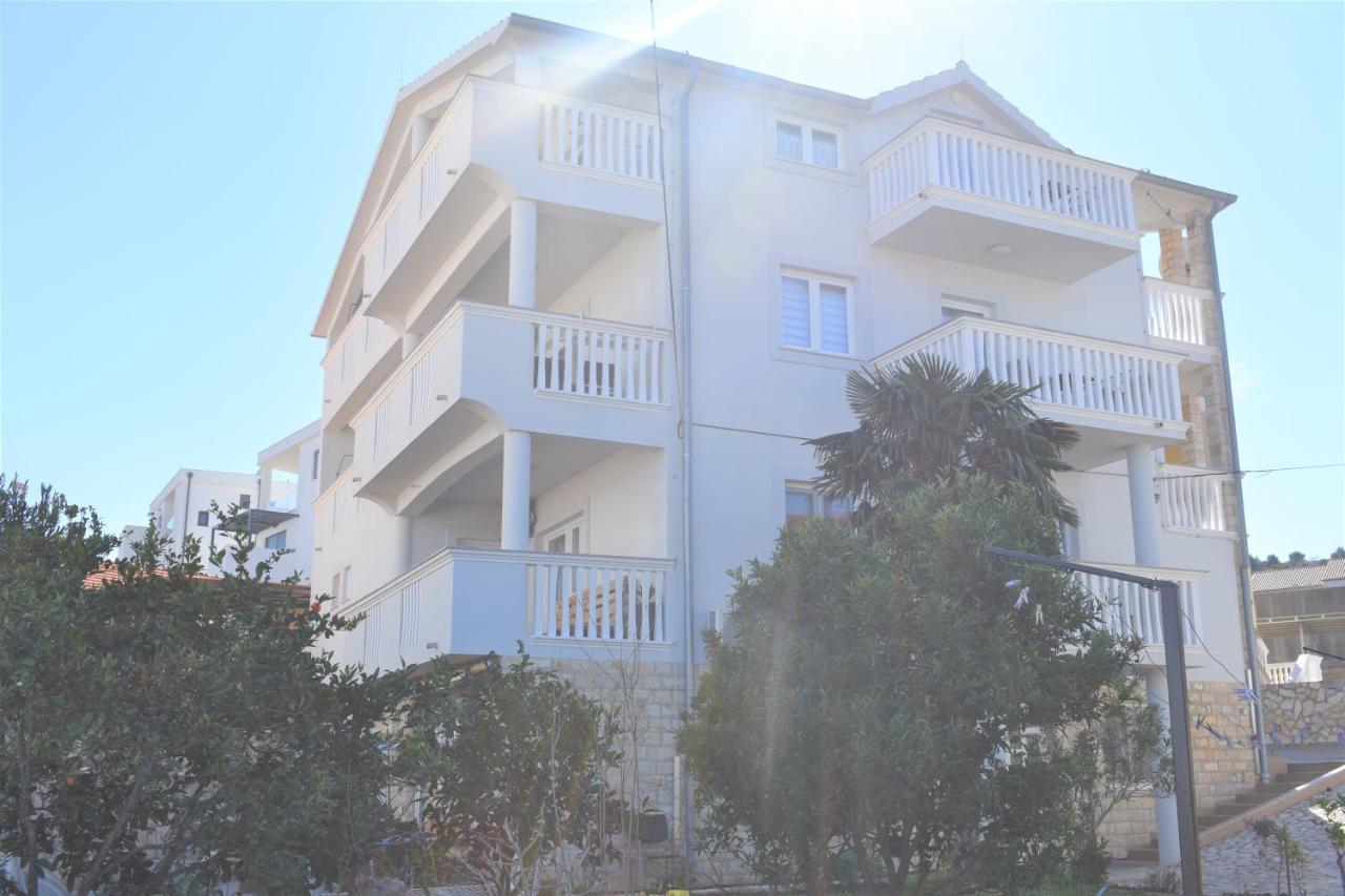 Apartments Janja Murter Ngoại thất bức ảnh