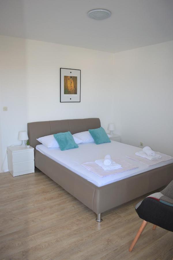Apartments Janja Murter Ngoại thất bức ảnh