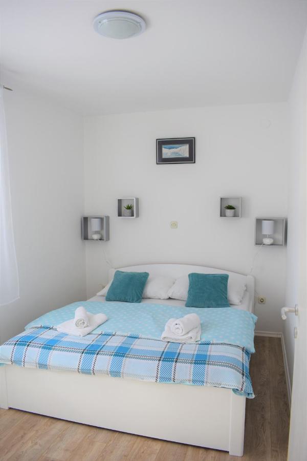 Apartments Janja Murter Ngoại thất bức ảnh