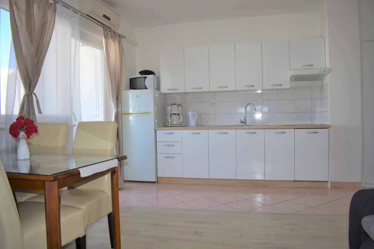 Apartments Janja Murter Ngoại thất bức ảnh