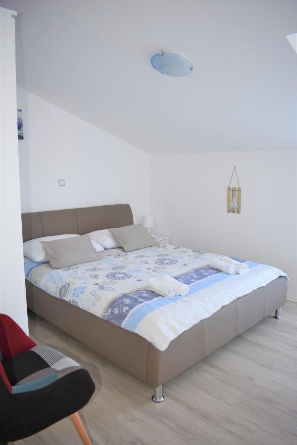 Apartments Janja Murter Ngoại thất bức ảnh