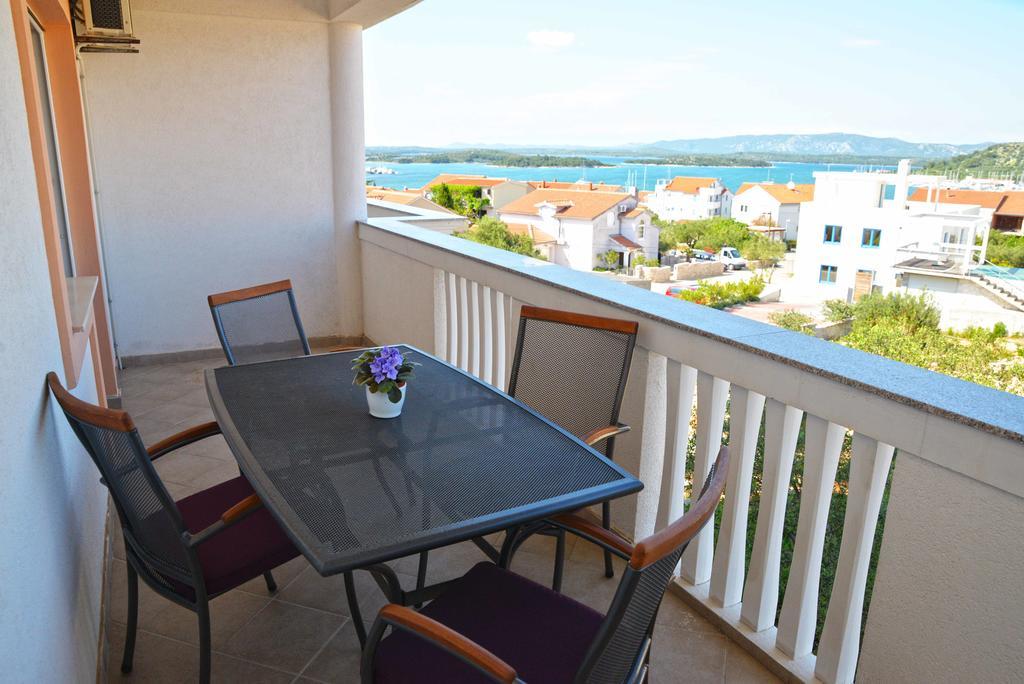 Apartments Janja Murter Ngoại thất bức ảnh
